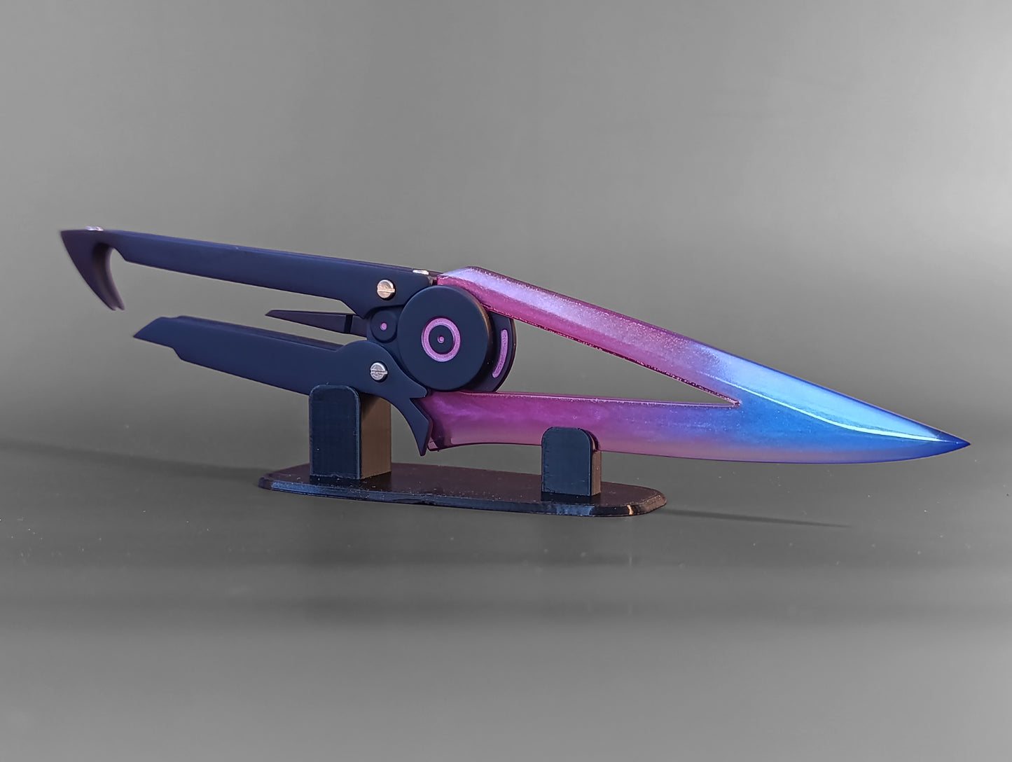 Trickster knife Dead by Daylight cosplay replica prop