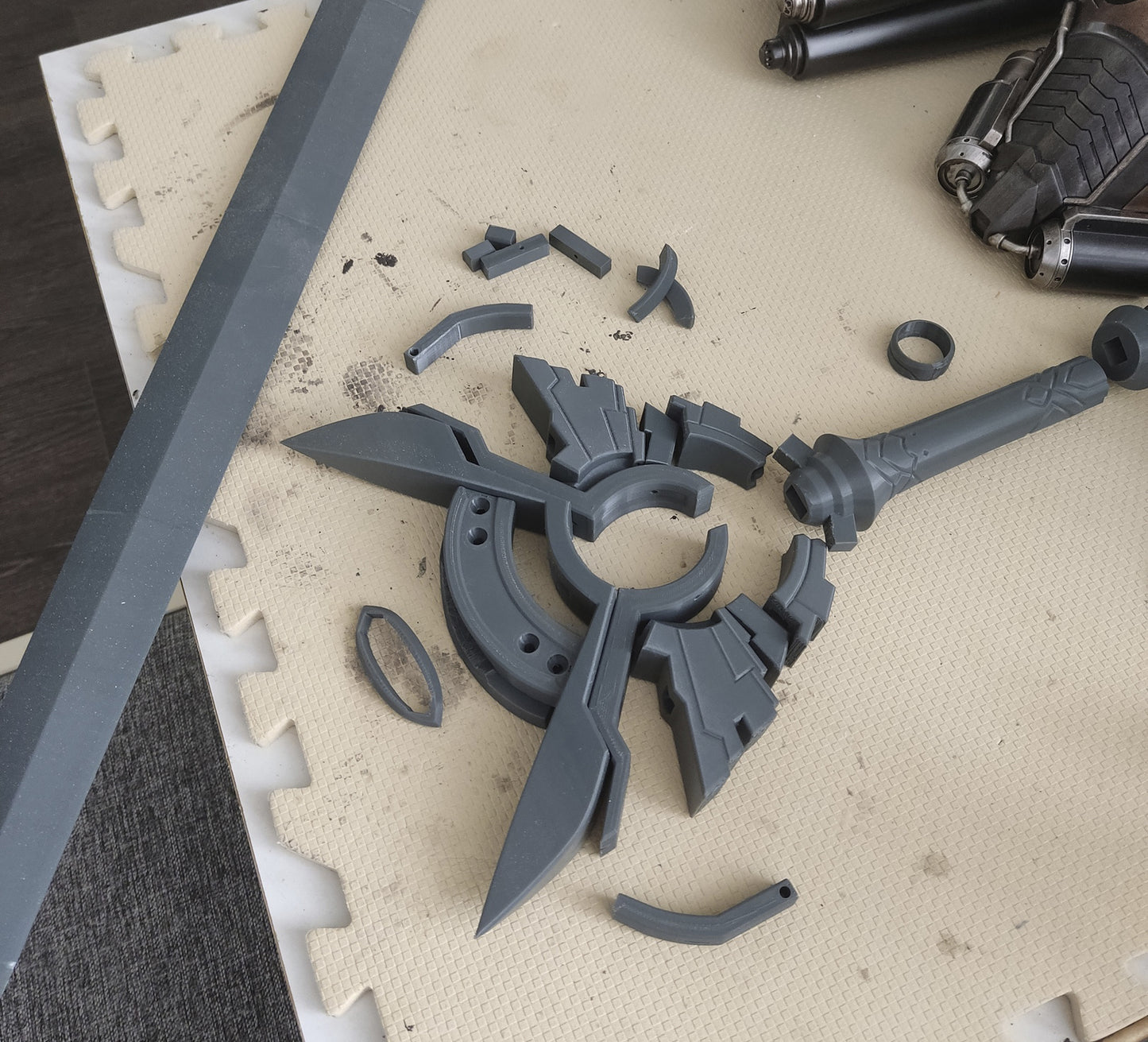 Genshin Impact Skyward Blade Sword cosplay prop [3D print model]