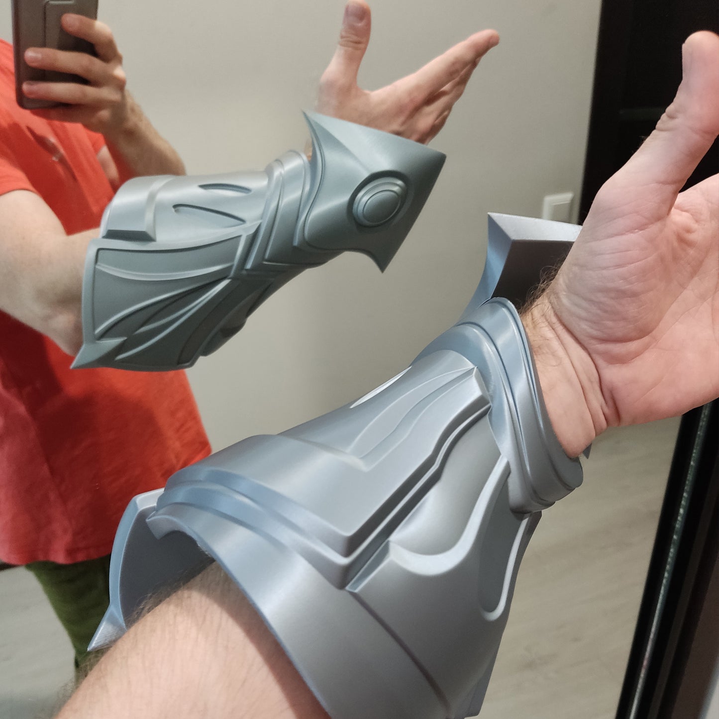 Ezreal basic gauntlet league of legends wild rift cosplay [3D PRINT MODEL]