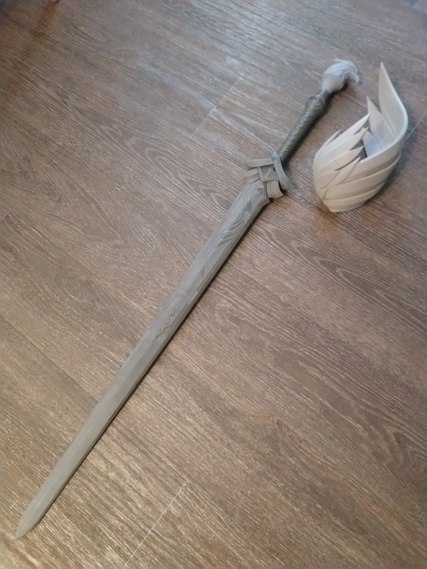Genshin Impact Favonius Sword cosplay prop [3D print model]